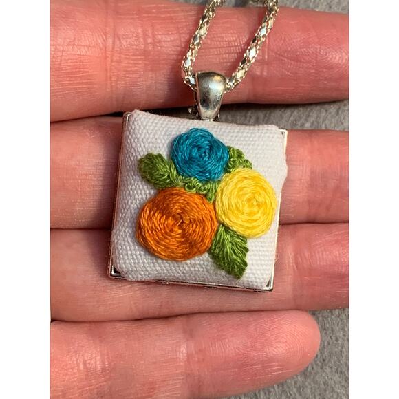 Wild Rose Embroidered Necklace in Square Bezel - Handmade - Picture 5 of 5